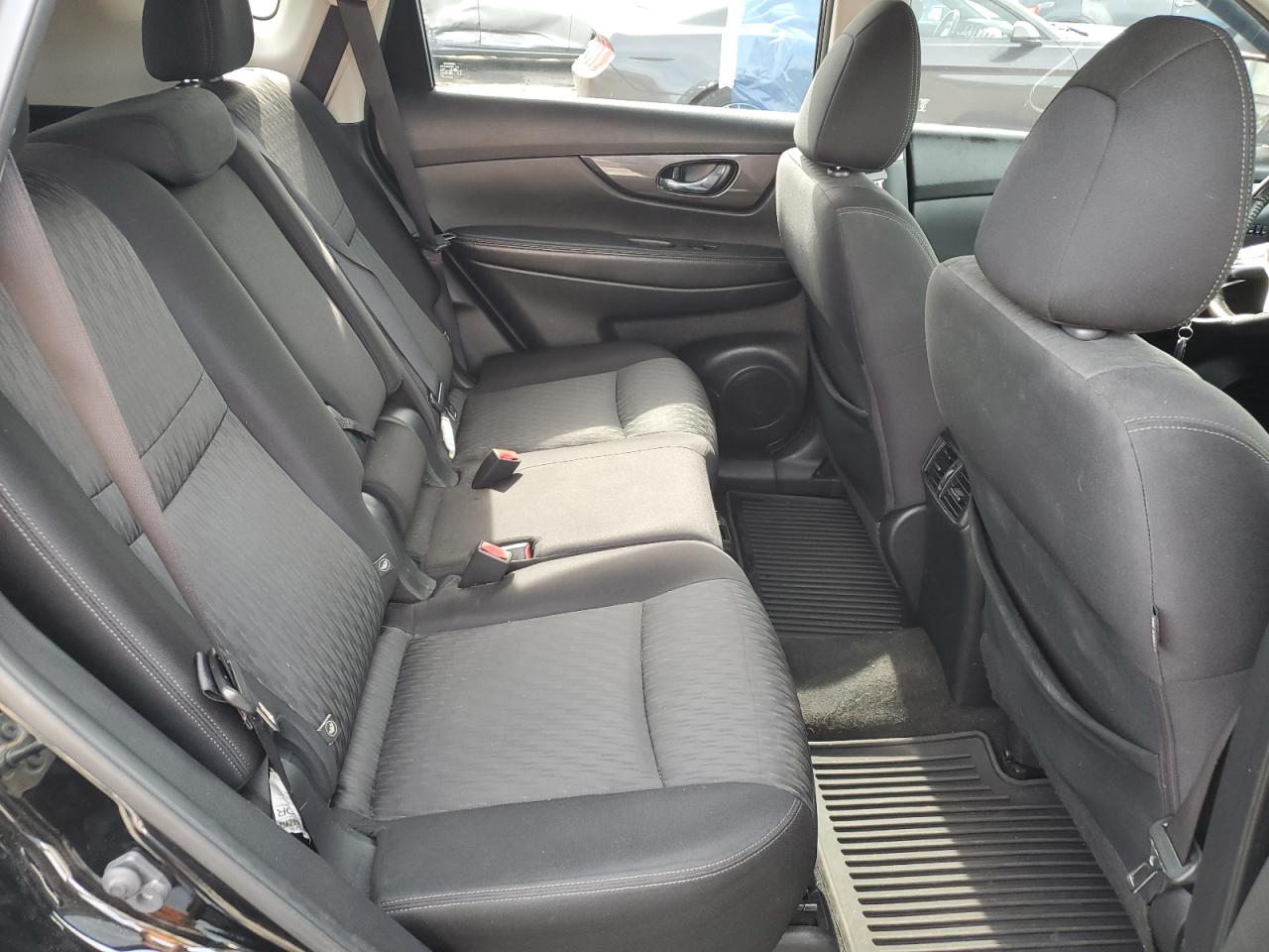 2019 Nissan Rogue S VIN: JN8AT2MV7KW398888 Lot: 84562705