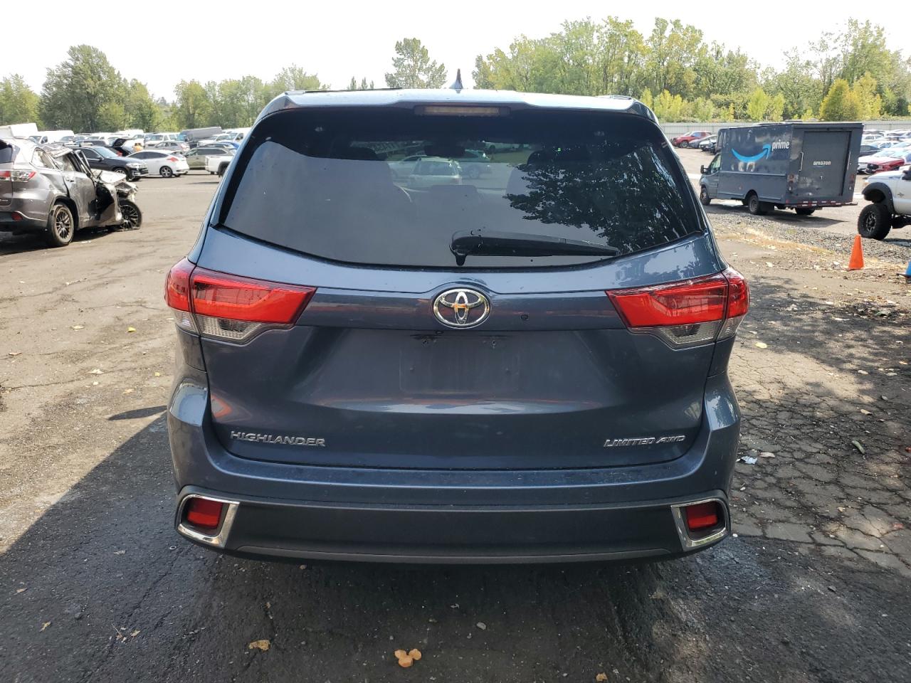 2017 Toyota Highlander Limited VIN: 5TDDZRFH5HS413551 Lot: 71745835