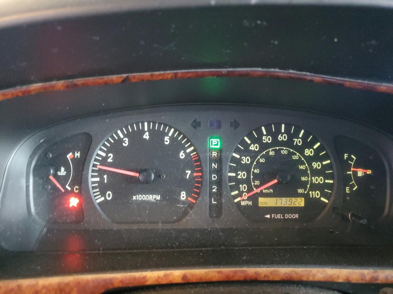 1999 Toyota Sienna Le VIN: 4T3ZF13C4XU168151 Lot: 72102045