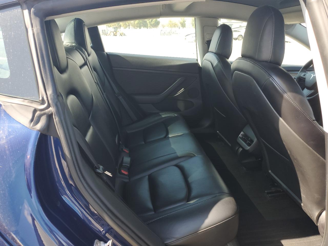 2022 Tesla Model 3 VIN: 5YJ3E1EA4NF185233 Lot: 81076405