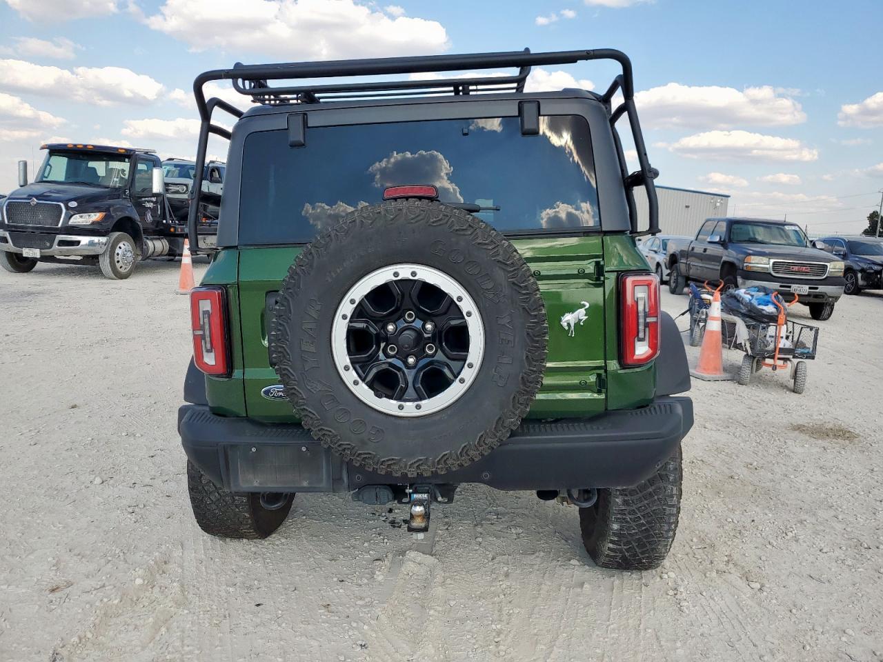 2023 Ford Bronco Base VIN: 1FMEE5DP9PLB94687 Lot: 84886805