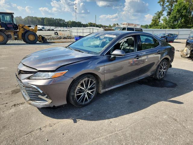 TOYOTA CAMRY XLE 2022