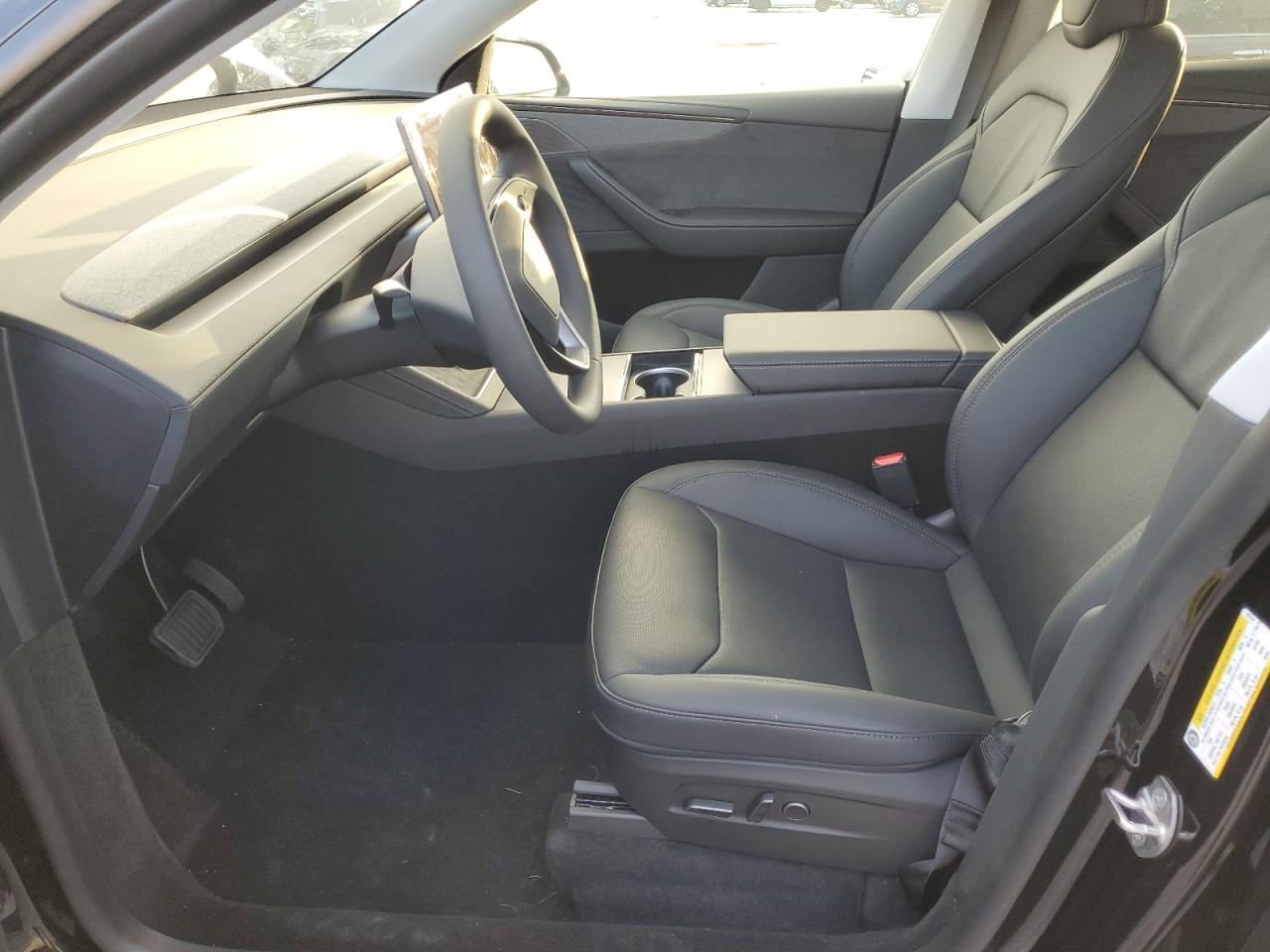 2026 Tesla Model Y VIN: 7SAYGDED7TA467374 Lot: 80207315