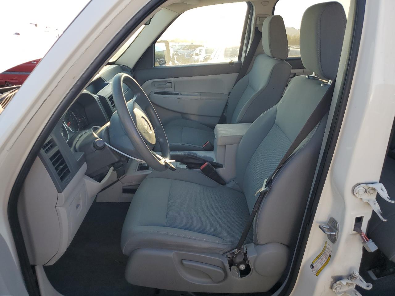 2008 Jeep Liberty Sport VIN: 1J8GN28K08W203604 Lot: 80508305