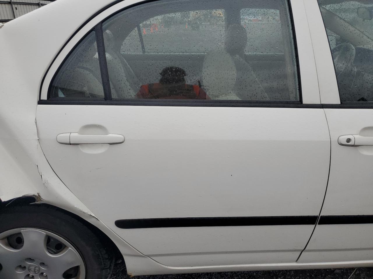 2004 Toyota Corolla Ce VIN: JTDBR32E442048670 Lot: 81816895