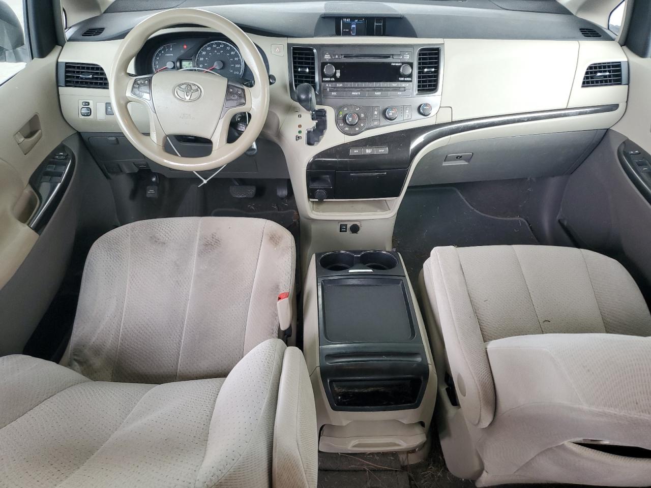 2011 Toyota Sienna Le VIN: 5TDKK3DC6BS031133 Lot: 83757745