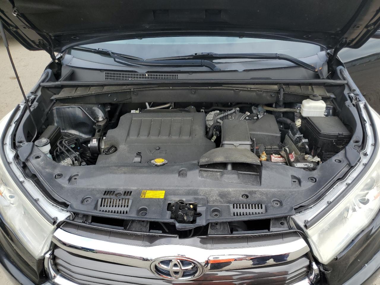 2014 Toyota Highlander Xle VIN: 5TDJKRFH9ES063957 Lot: 81086255