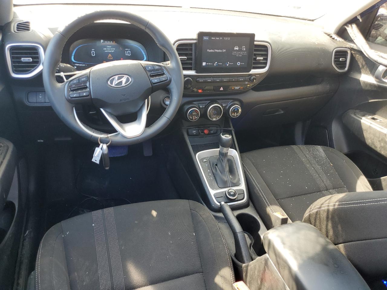 2024 Hyundai Venue Sel VIN: KMHRC8A35RU332166 Lot: 83860815