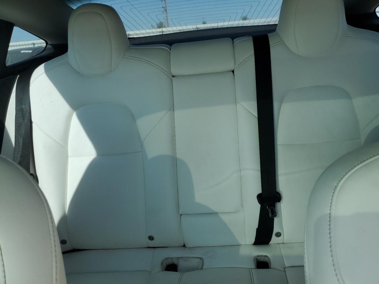 2019 Tesla Model 3 VIN: 5YJ3E1EB9KF393354 Lot: 71252045