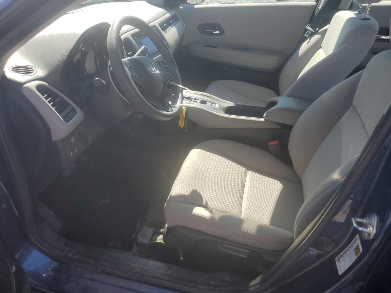 2017 Honda Hr-V Lx VIN: 3CZRU5H37HM711415 Lot: 80292595