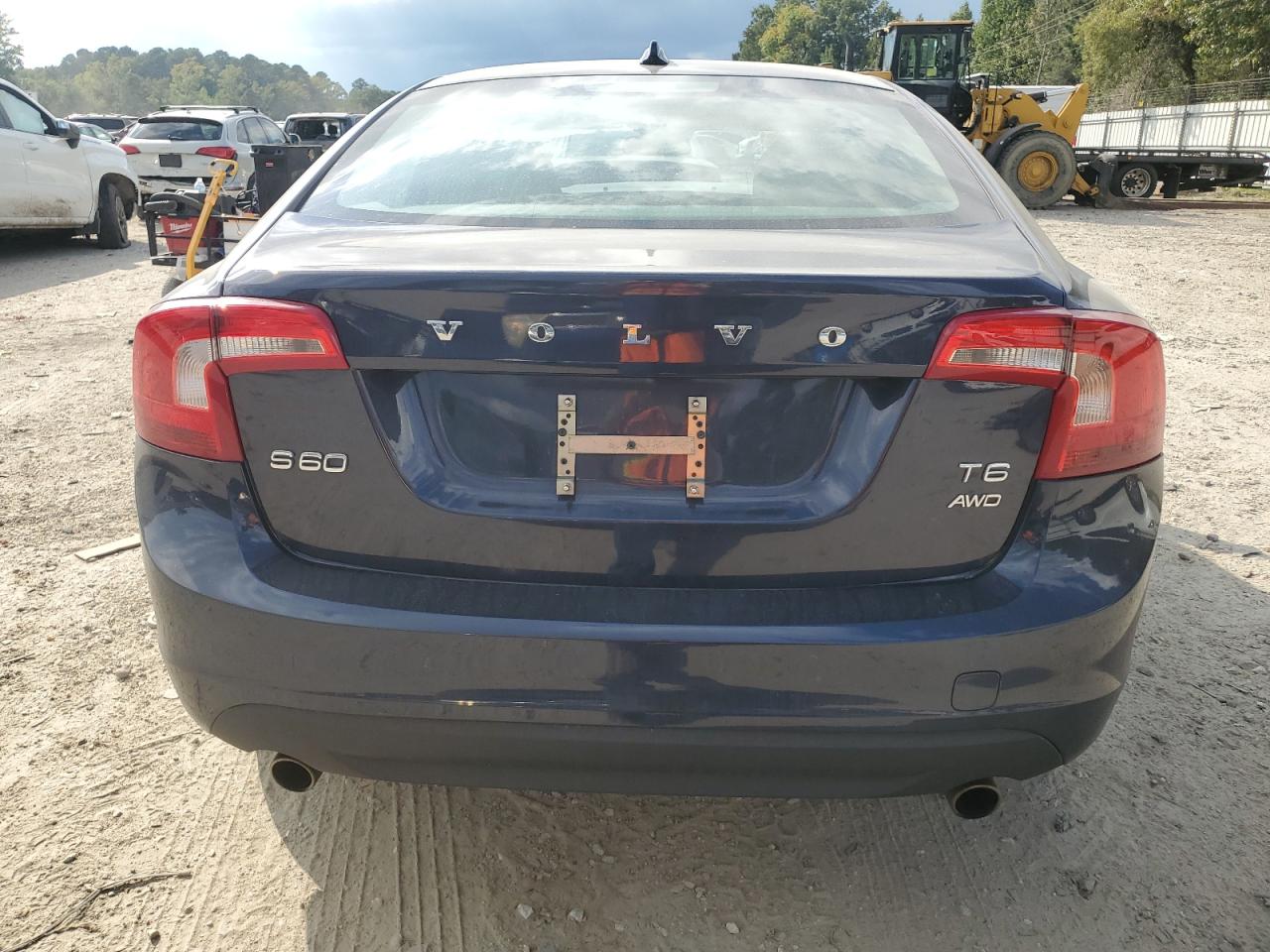 2011 Volvo S60 T6 VIN: YV1902FH1B2017178 Lot: 83767995