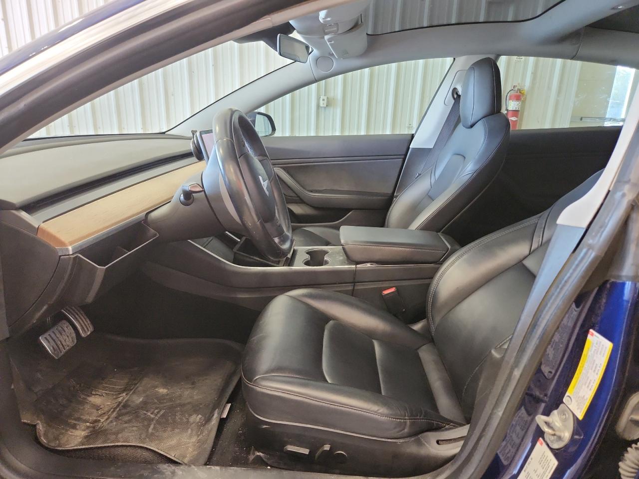 2018 Tesla Model 3 VIN: 5YJ3E1EB7JF065025 Lot: 84230585
