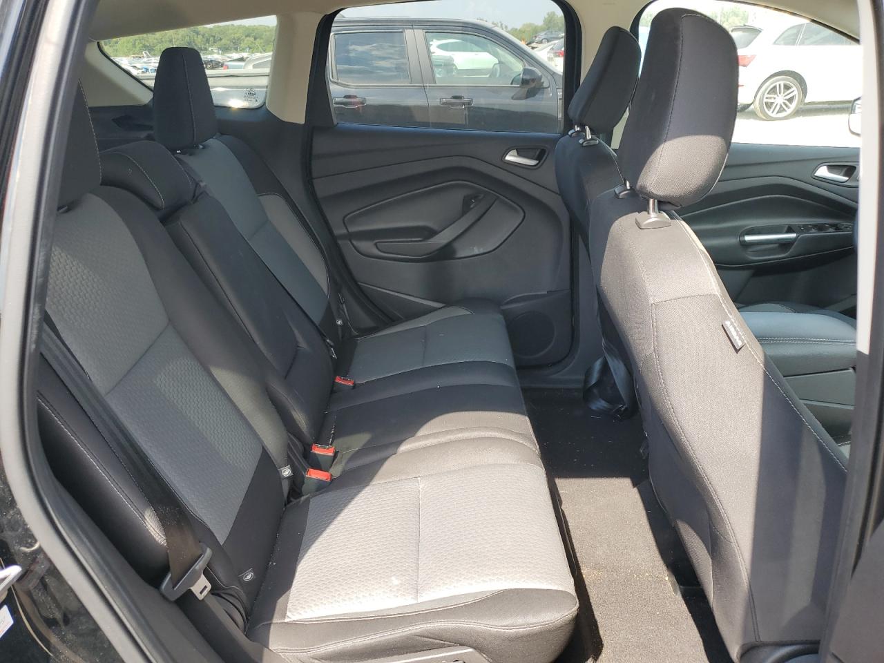 2018 Ford Escape Se VIN: 1FMCU9GD3JUA29657 Lot: 80580115