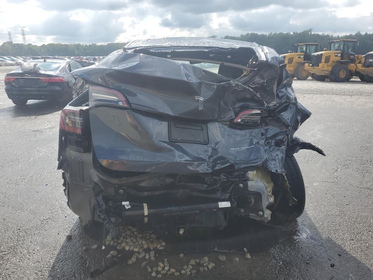 2021 Tesla Model Y VIN: 5YJYGAEE4MF208382 Lot: 81455805