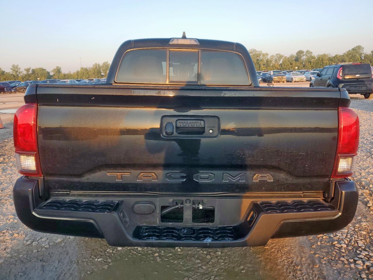 2022 Toyota Tacoma Double Cab VIN: 3TYAX5GN8NT060518 Lot: 80167975