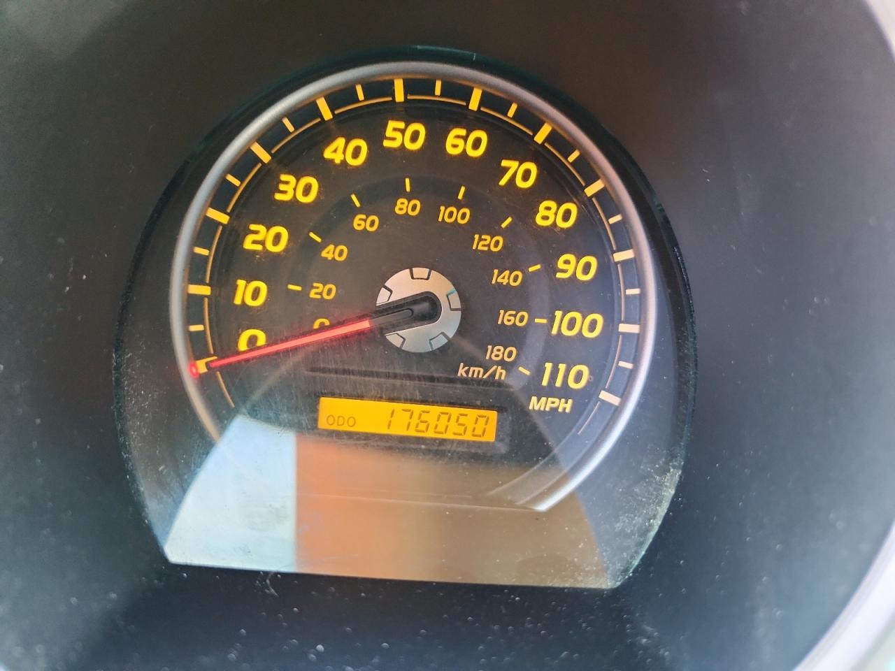 2004 Toyota 4Runner Limited VIN: JTEBU17R140021898 Lot: 80925525