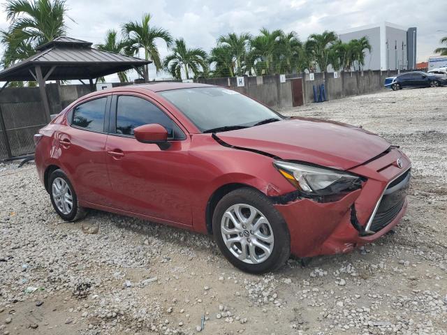  TOYOTA YARIS 2018 Czerwony