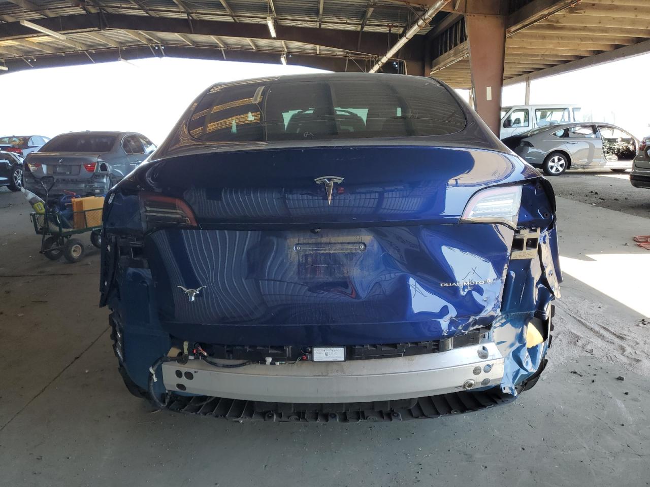 2023 Tesla Model Y VIN: 7SAYGDEEXPA177676 Lot: 80860275