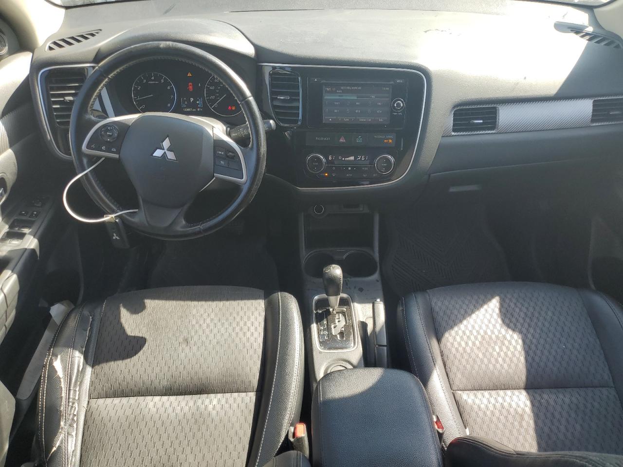 2015 Mitsubishi Outlander Se VIN: JA4AD3A39FZ011239 Lot: 84612515