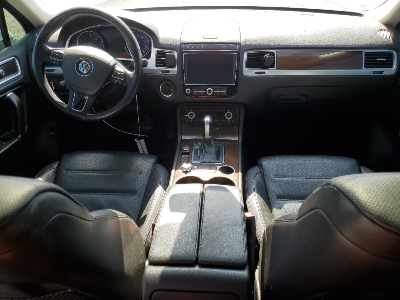 2016 Volkswagen Touareg Tdi VIN: WVGEP9BP1GD002760 Lot: 81315245