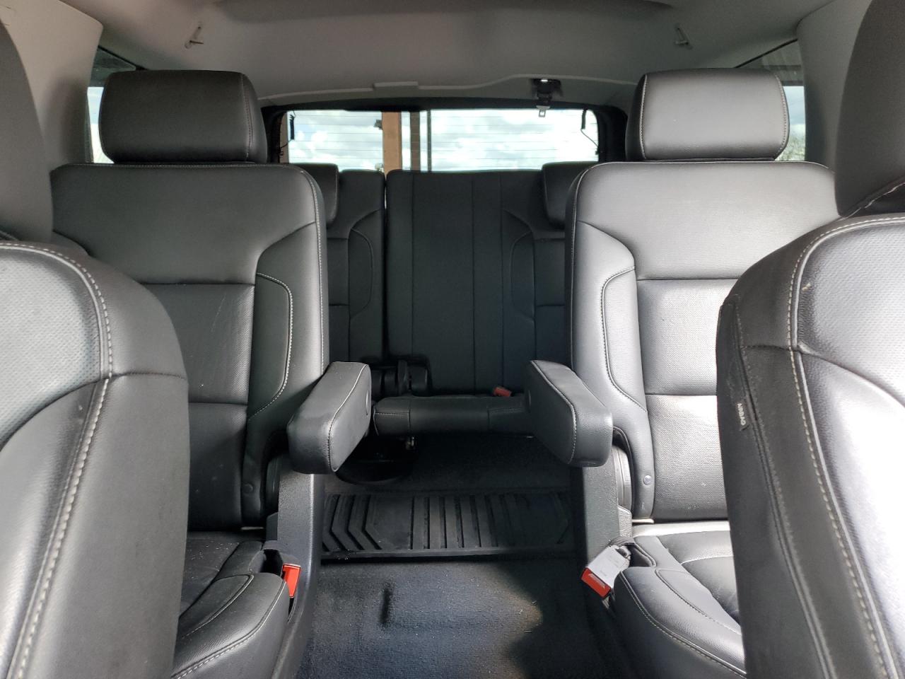 2019 Chevrolet Tahoe C1500 Premier VIN: 1GNSCCKJ5KR244708 Lot: 81009195