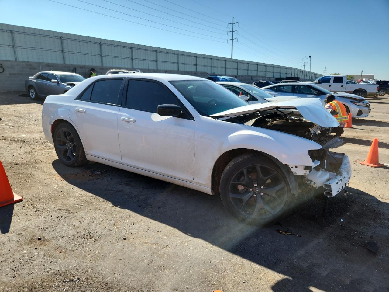 2022 Chrysler 300 Touring VIN: 2C3CCAAG5NH107509 Lot: 84619345