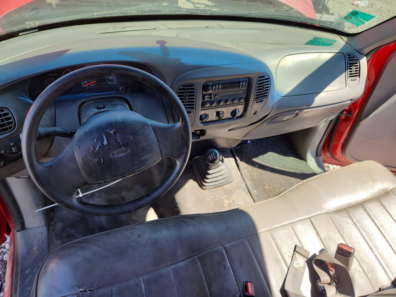 1998 Ford F150 VIN: 1FTDX1727VKB68725 Lot: 83818265