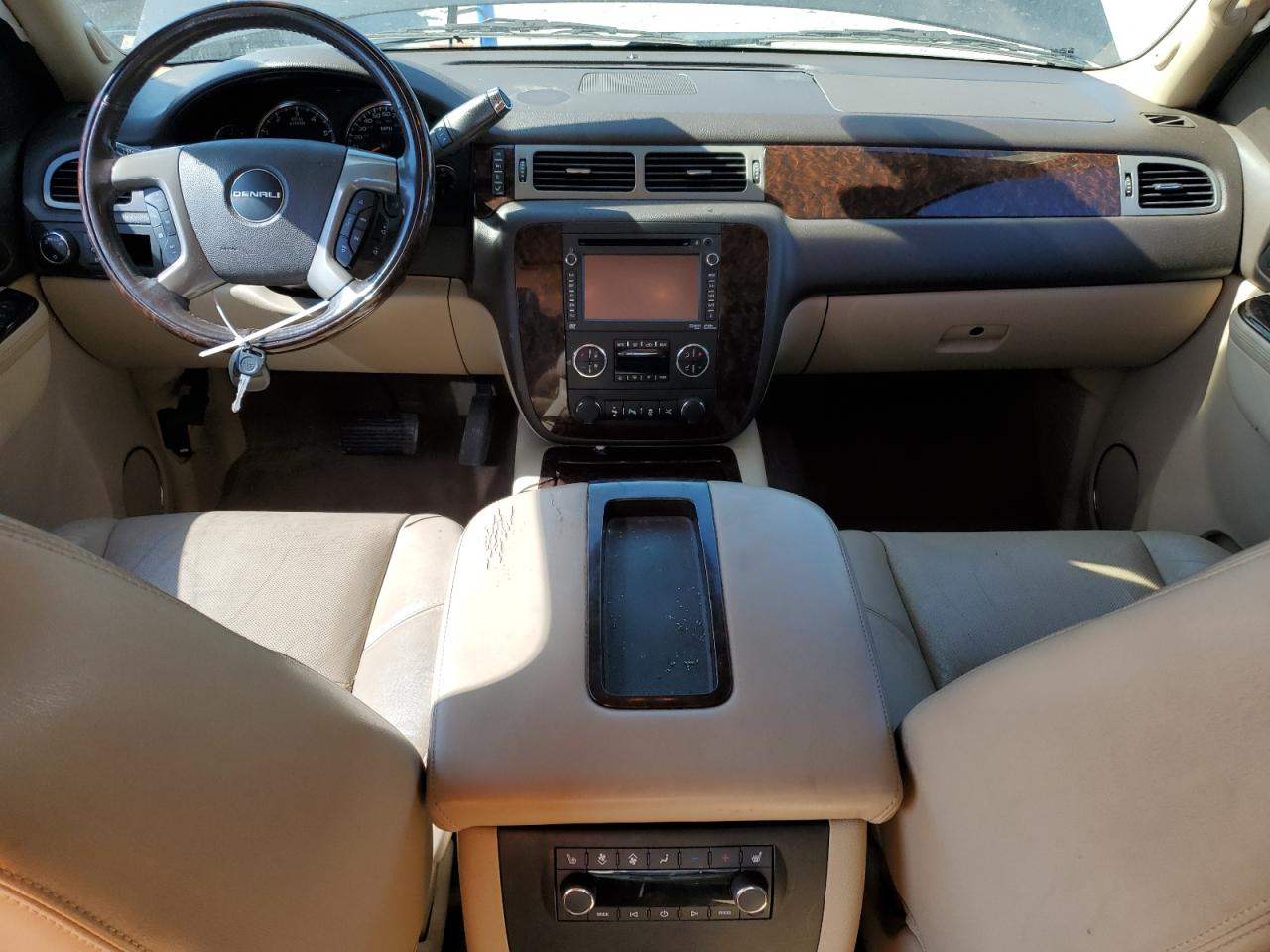 2012 GMC Yukon Xl Denali VIN: 1GKS2MEF9CR324138 Lot: 81835335