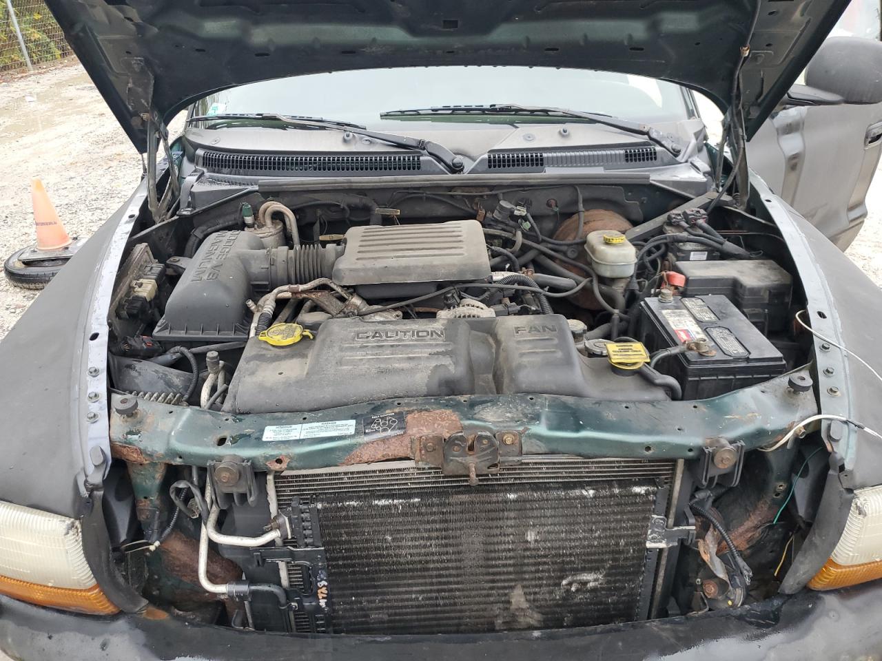 2000 Dodge Dakota Quad VIN: 1B7GG2AN0YS779786 Lot: 81118925