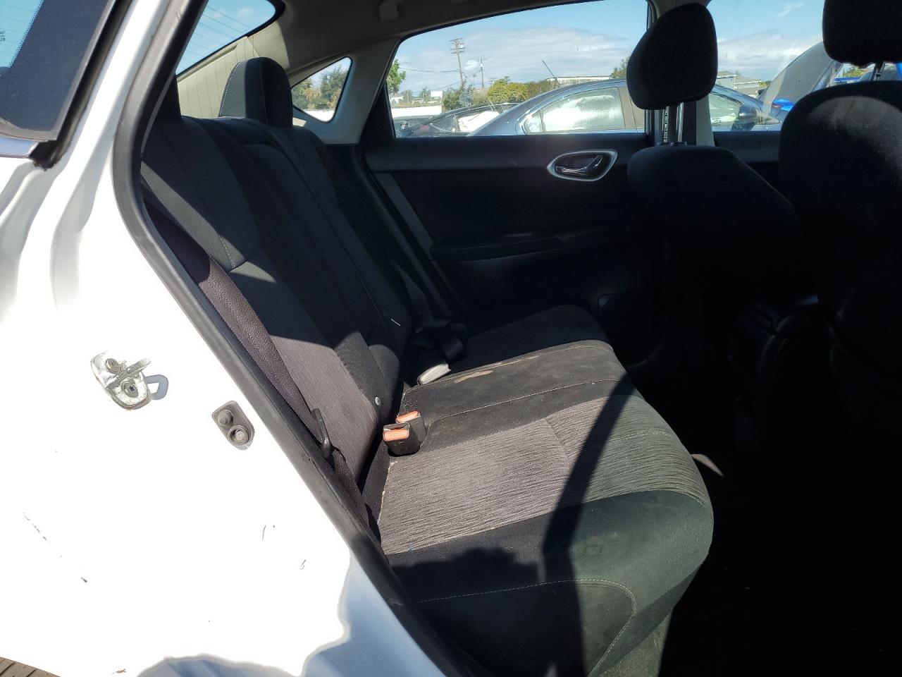 2015 Nissan Sentra S VIN: 3N1AB7AP9FY237784 Lot: 81622085