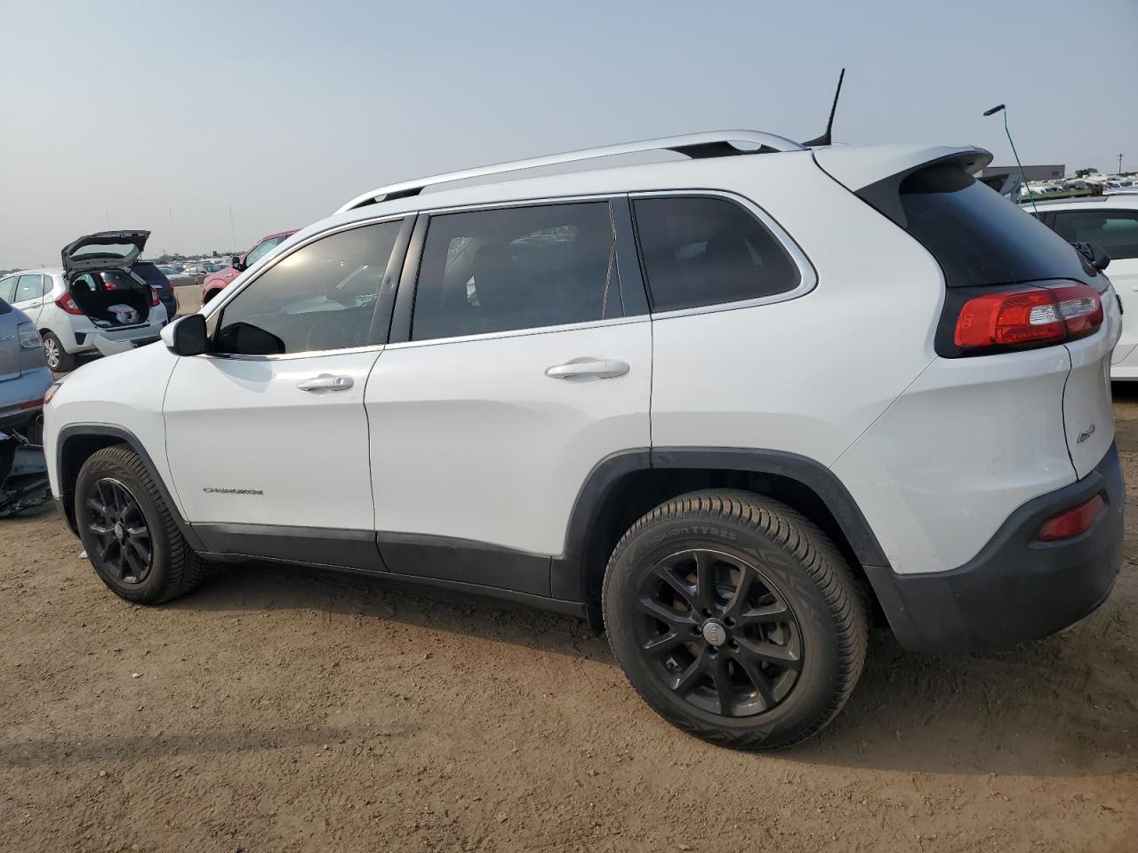 2017 Jeep Cherokee Latitude white null flexible 1C4PJMCS2HD228148 photo #3