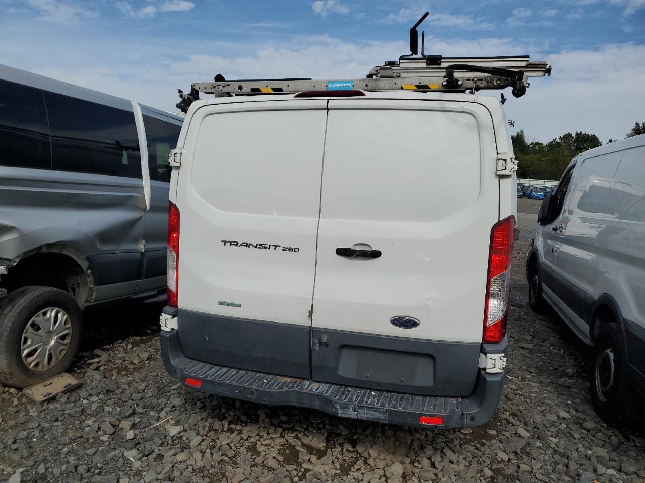 2017 Ford Transit T-250 VIN: 1FTYR1YG7HKA46845 Lot: 80866725