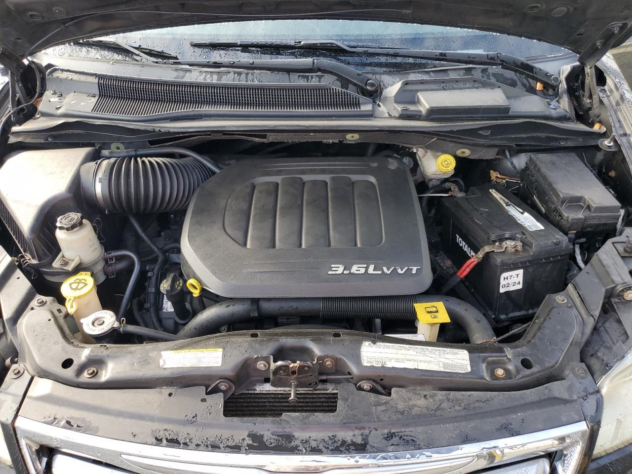 2011 Chrysler Town & Country Touring L VIN: 2A4RR8DG4BR781711 Lot: 81223595