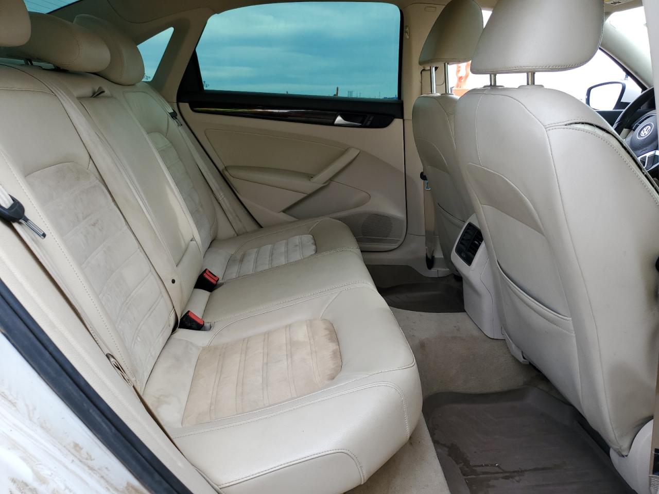 2014 Volkswagen Passat Sel VIN: 1VWCN7A36EC029103 Lot: 81390655