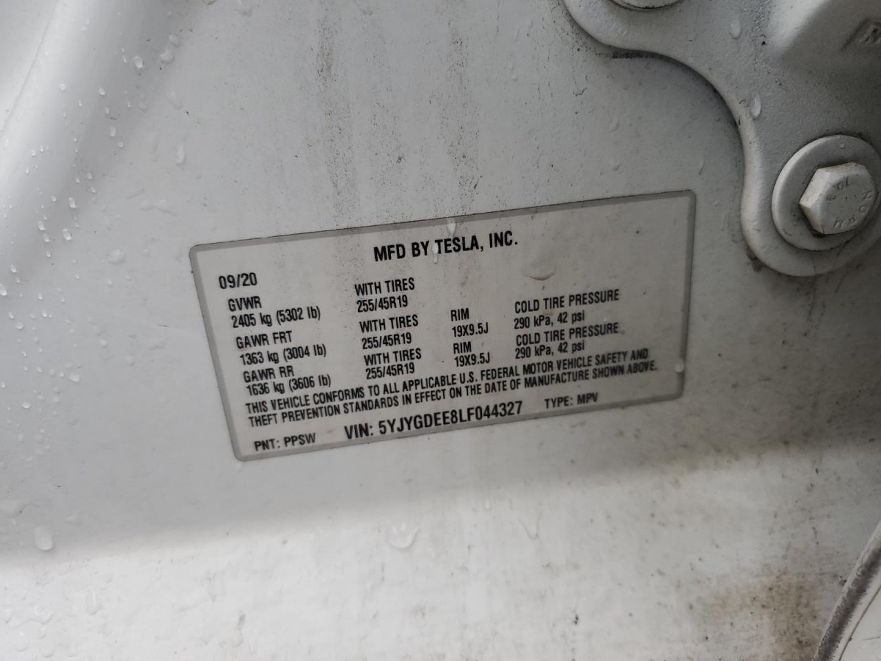 2020 Tesla Model Y VIN: 5YJYGDEE8LF044327 Lot: 84012505