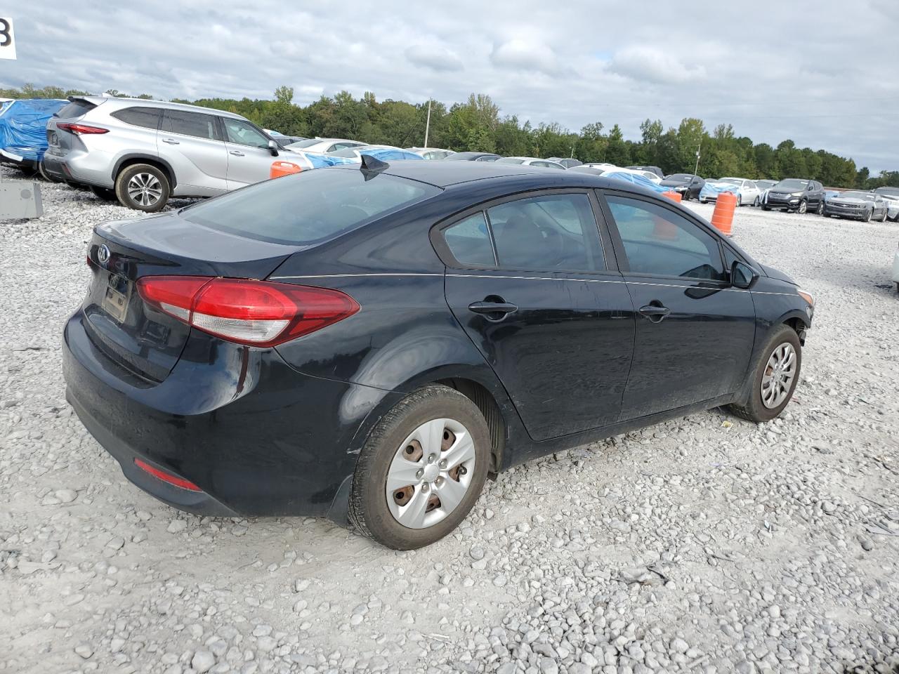 2018 Kia Forte Lx VIN: 3KPFK4A79JE168882 Lot: 81962205
