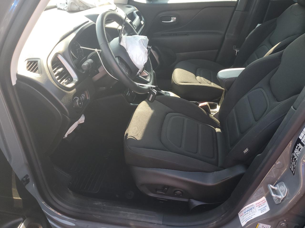 2022 Jeep Renegade Latitude VIN: ZACNJDB14NPN46556 Lot: 80526315