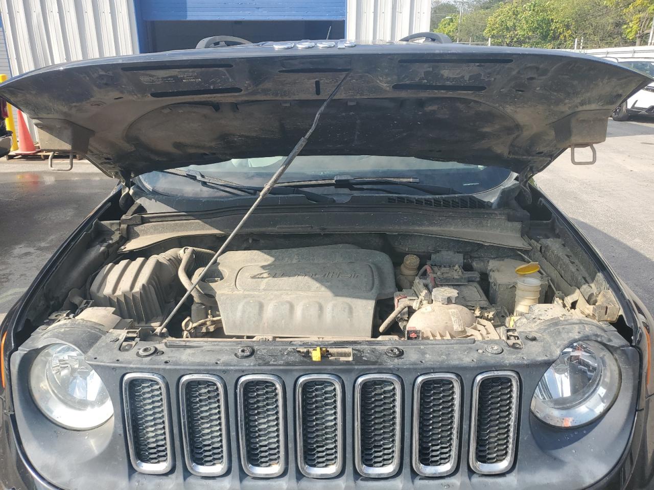 2015 Jeep Renegade Latitude VIN: ZACCJBBT0FPB68558 Lot: 71950615