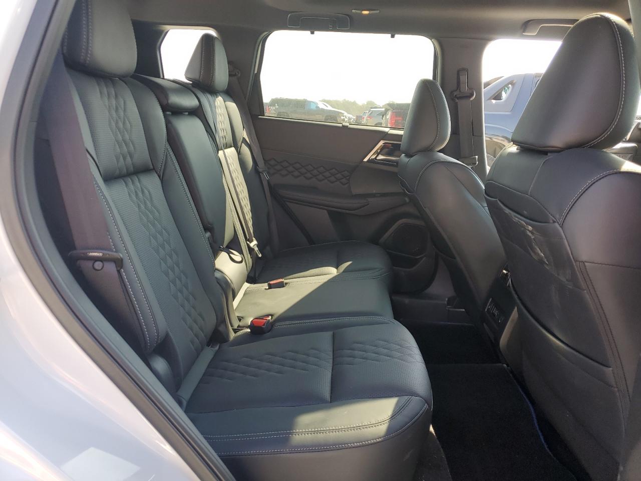 2025 Mitsubishi Outlander Sel VIN: JA4T5WA91SZ034228 Lot: 81777335