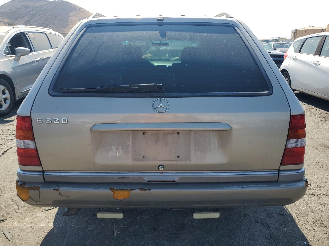 1995 Mercedes-Benz E 320 VIN: WDBEA92E0SF316321 Lot: 71488915