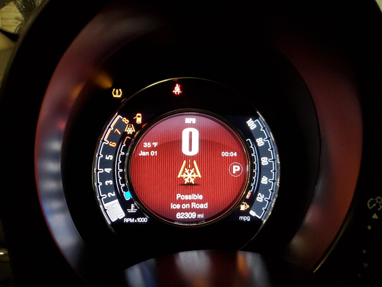 2017 Fiat 500 Lounge VIN: 3C3CFFCR4HT502960 Lot: 84041775