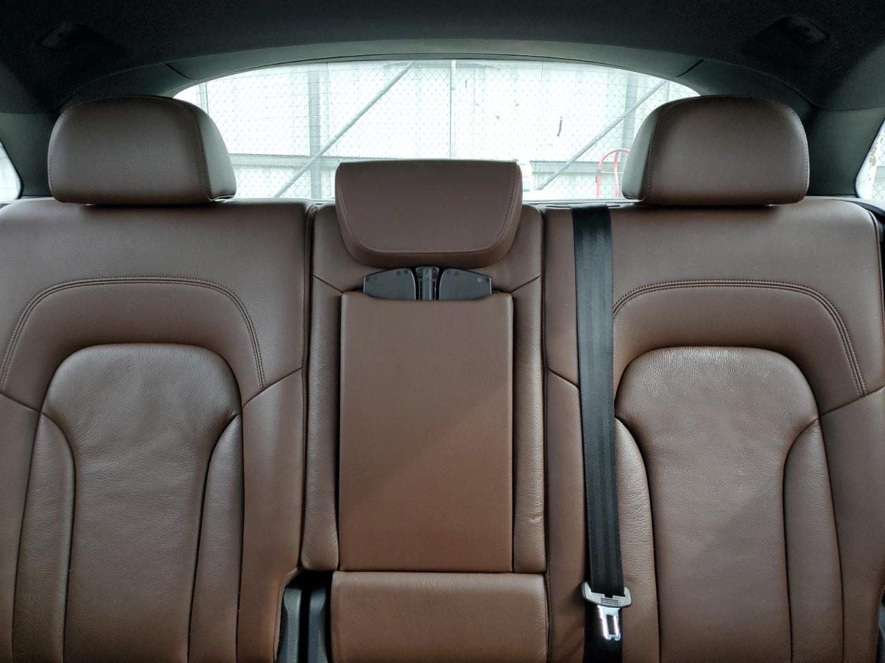 2017 Audi Q5 Premium VIN: WA1C2AFP8HA083923 Lot: 84414025