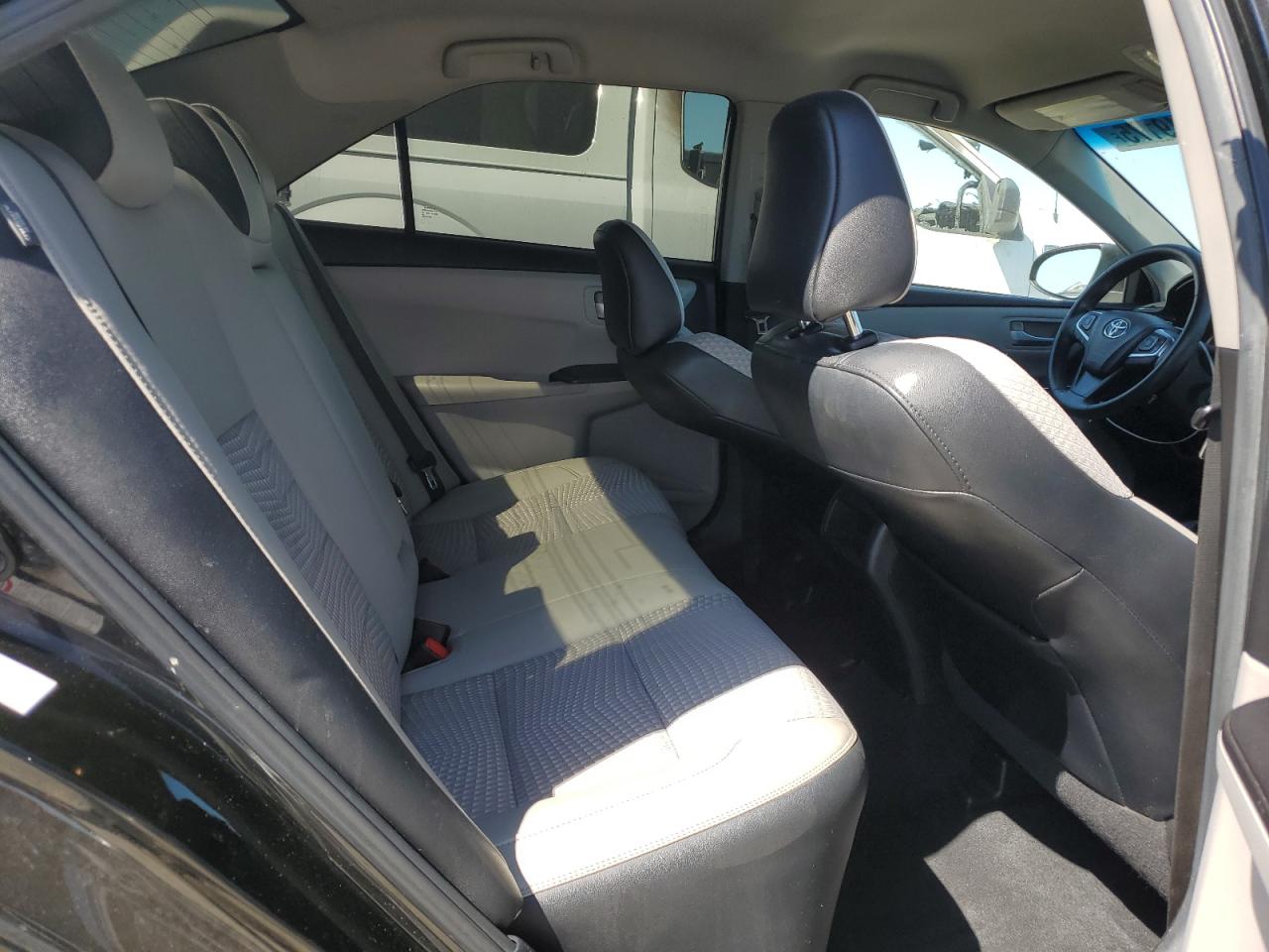 2015 Toyota Camry Le VIN: 4T1BF1FK1FU007445 Lot: 80949175