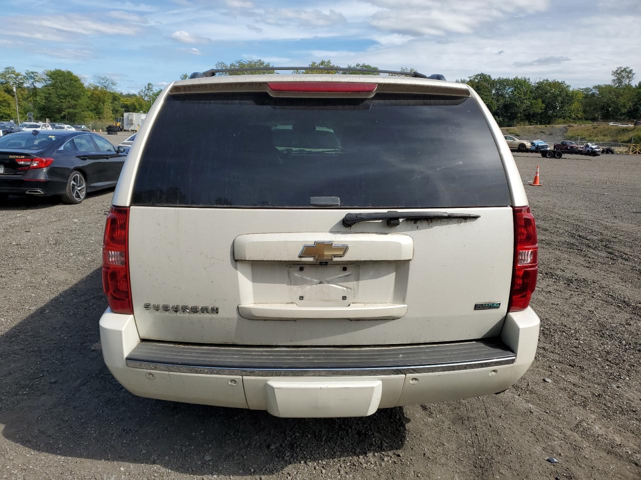 2011 Chevrolet Suburban K1500 Ltz VIN: 1GNSKKE34BR112632 Lot: 80007975