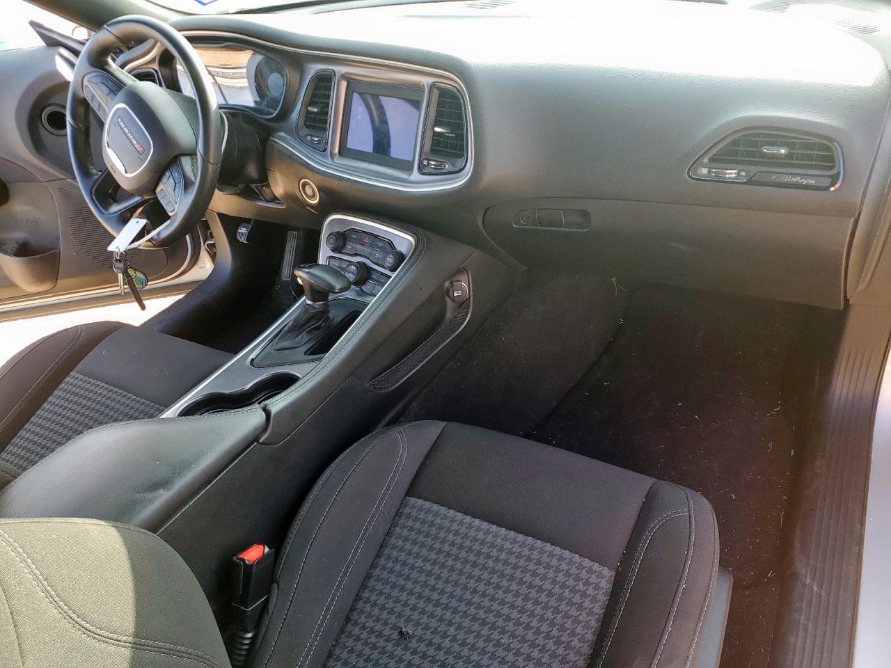 2020 Dodge Challenger Sxt VIN: 2C3CDZAG9LH196431 Lot: 71509655