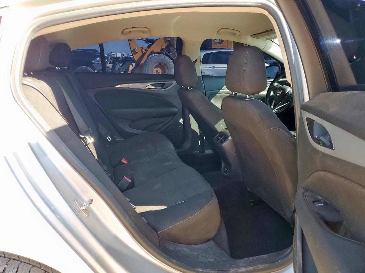 2018 Buick Regal Preferred VIN: W04GL6SX9J1124034 Lot: 71002175