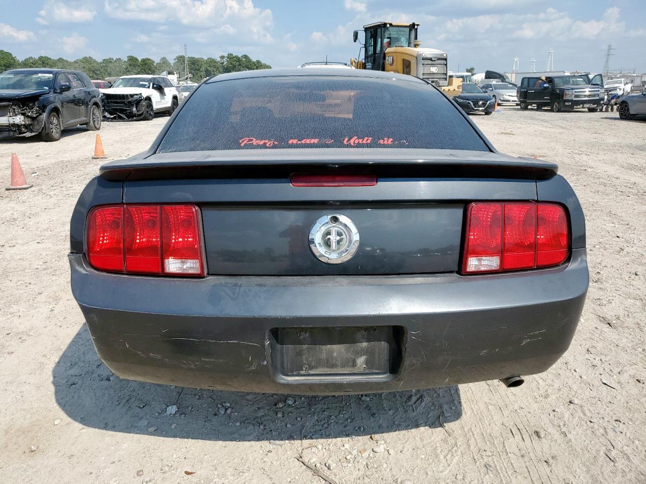 2008 Ford Mustang VIN: 1ZVHT80N785108261 Lot: 80495195