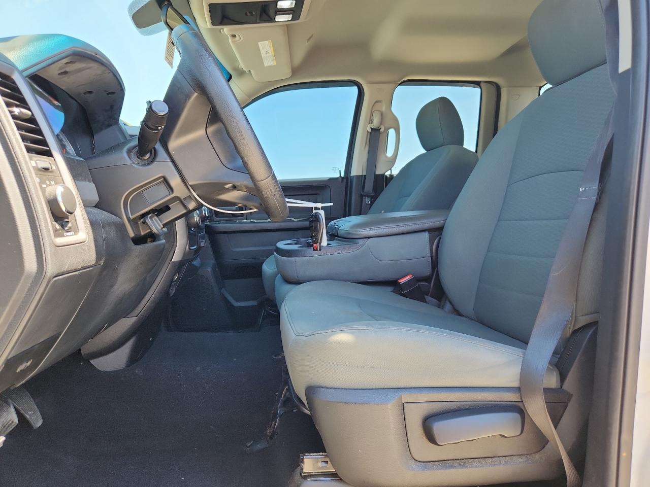 2017 Ram 1500 St VIN: 1C6RR6FT4HS825757 Lot: 71063745