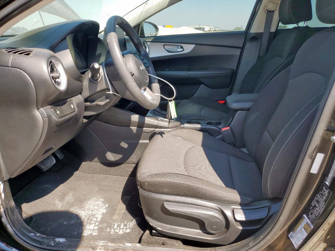 2023 Kia Forte Lx VIN: 3KPF24AD3PE685481 Lot: 84383765