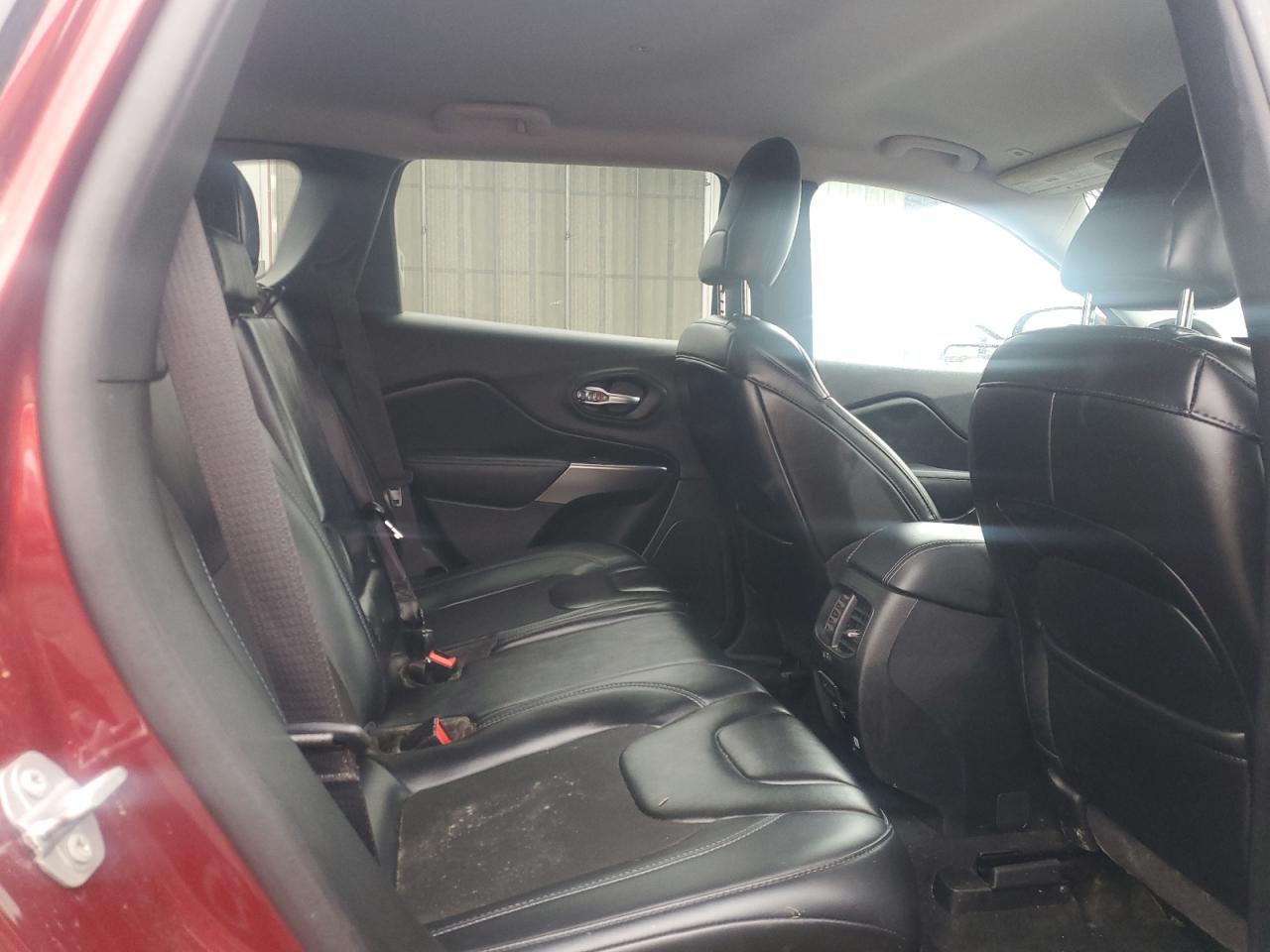 2019 Jeep Cherokee Latitude Plus VIN: 1C4PJMLX5KD480768 Lot: 81511865